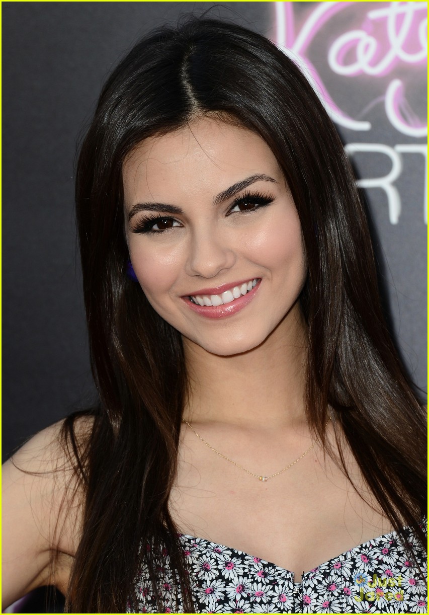 Victoria Justice: 'Katy Perry Part Of Me' Premiere! | Photo 479243 ...