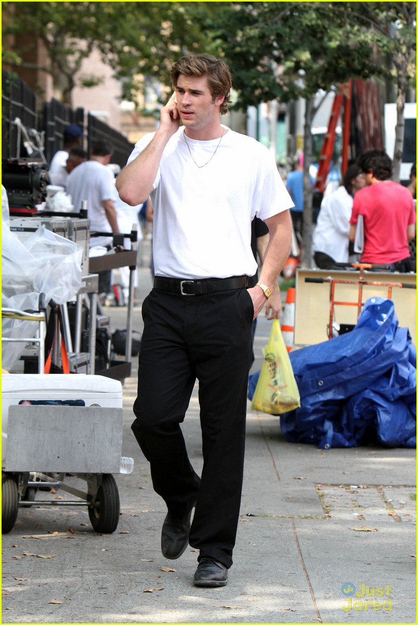 Liam Hemsworth: 'Empire State' Shoots in NYC | Photo 481174 - Photo ...