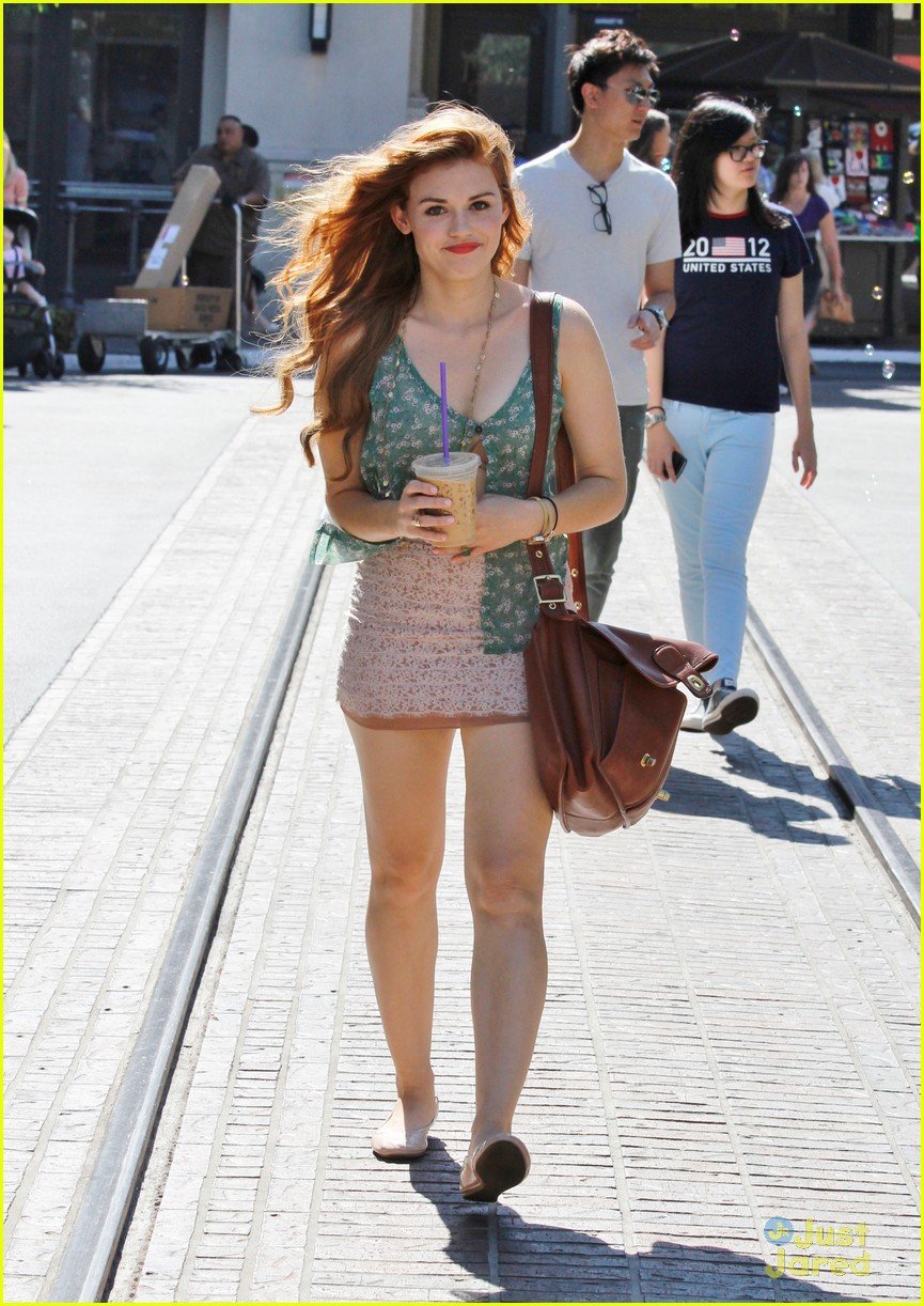 Holland Roden Chats Lydia S Moments Photo 484572 Photo Gallery Just Jared Jr