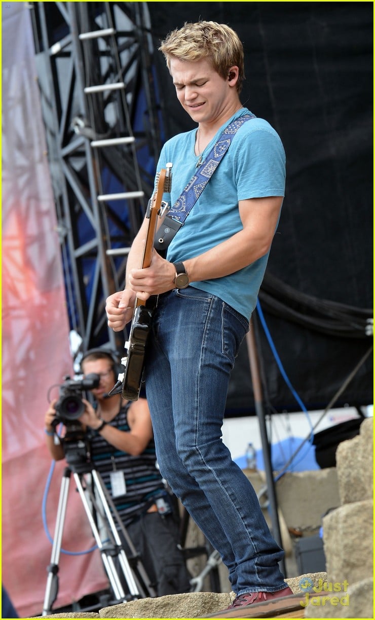 Hunter Hayes To Sing National Anthem on Birthday! | Photo 485295 ...