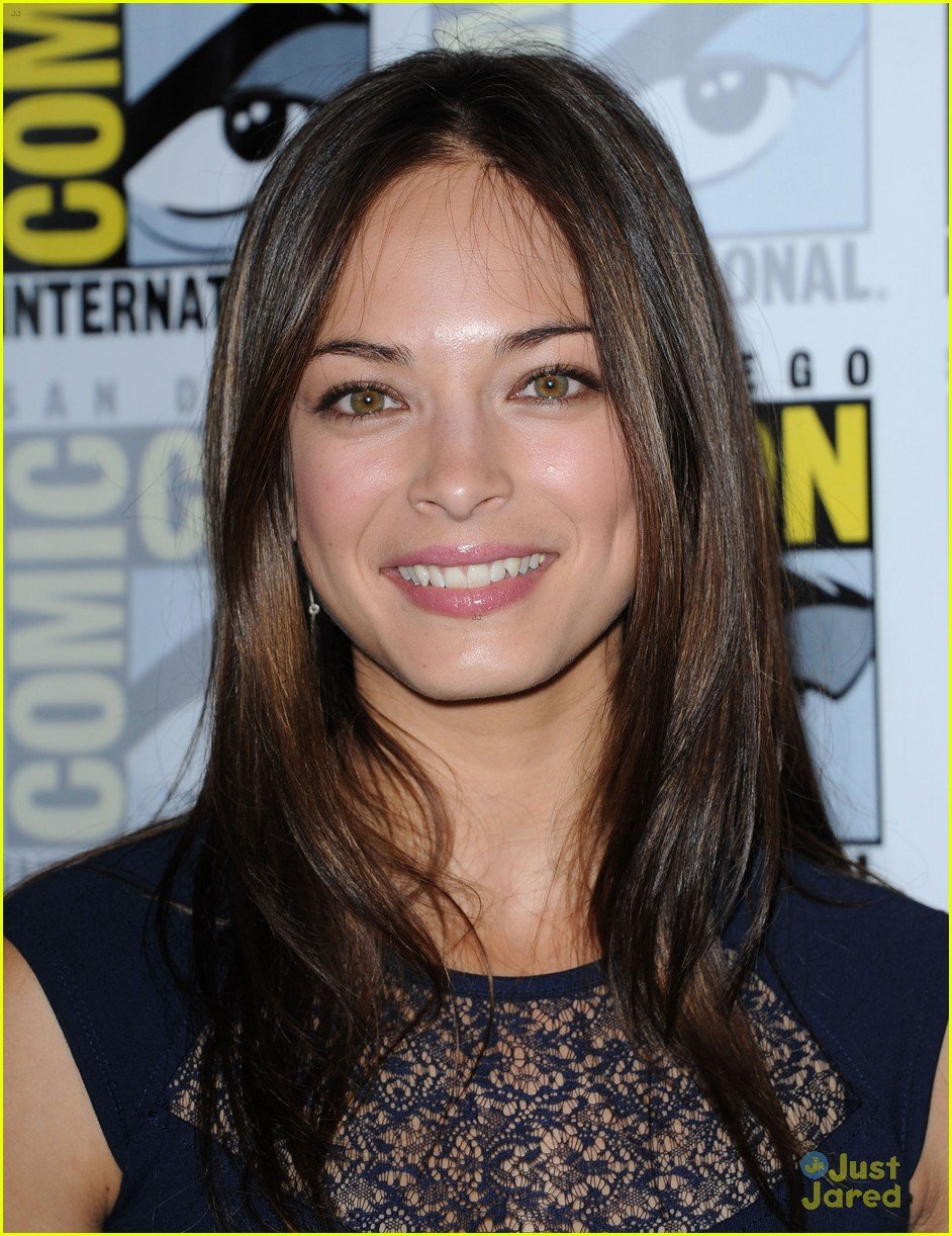 Kristin Kreuk: Comic-Con Beauty! | Photo 481727 - Photo Gallery | Just ...