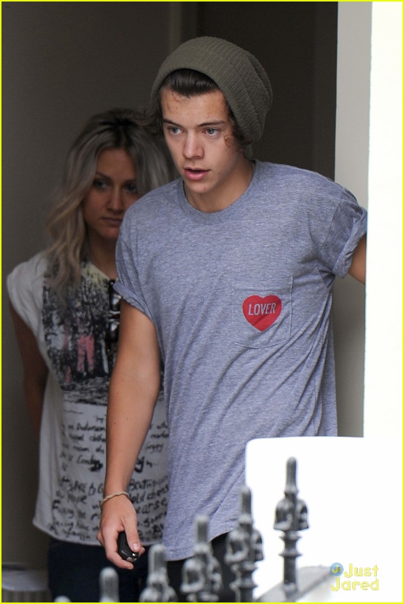 Harry Styles: House Hunting in London! | Photo 480730 - Photo Gallery ...