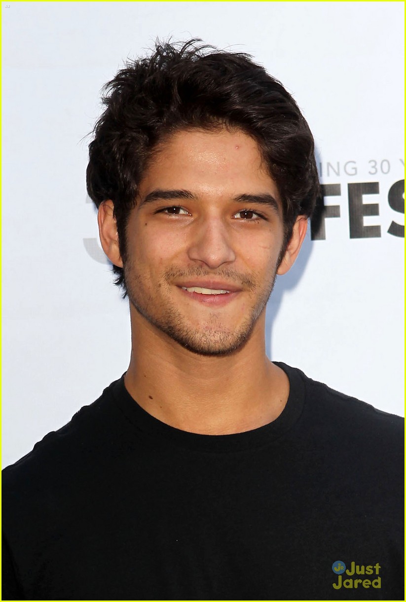 Tyler Posey: 'White Frog' Premiere | Photo 483399 - Photo Gallery ...