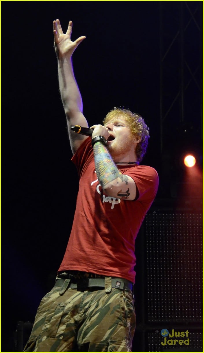 Ed Sheeran & Taylor Swift: Trampoline Song Writers | Photo 489209 ...