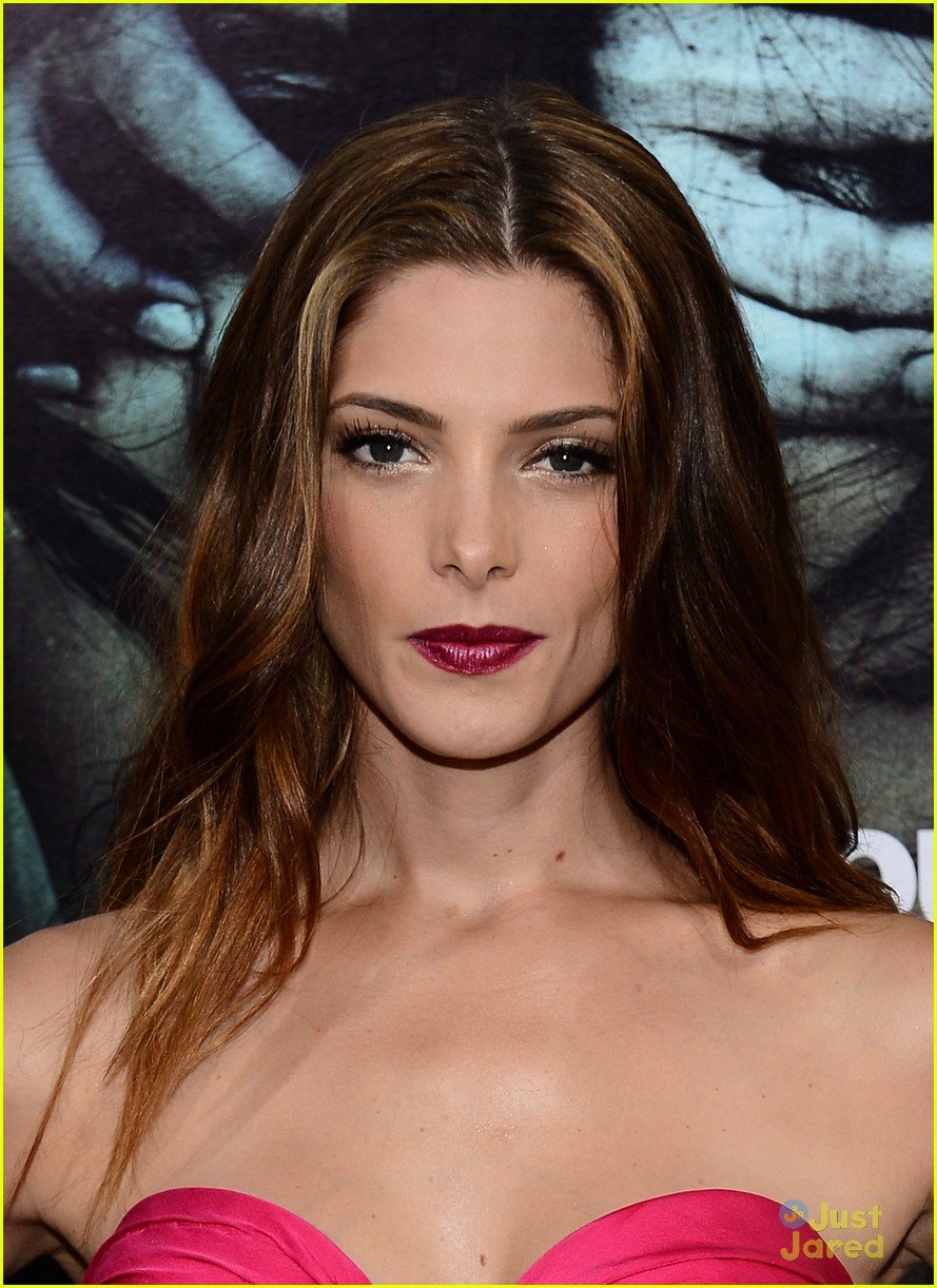 Full Sized Photo of greene apparition premiere 08 | Ashley Greene: 'The ...