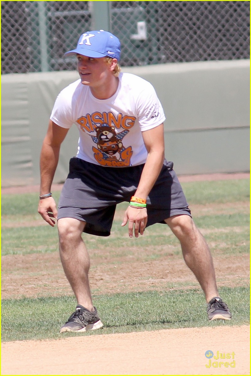 Josh Hutcherson Rising Stars of America Kickball Game! Photo 487874