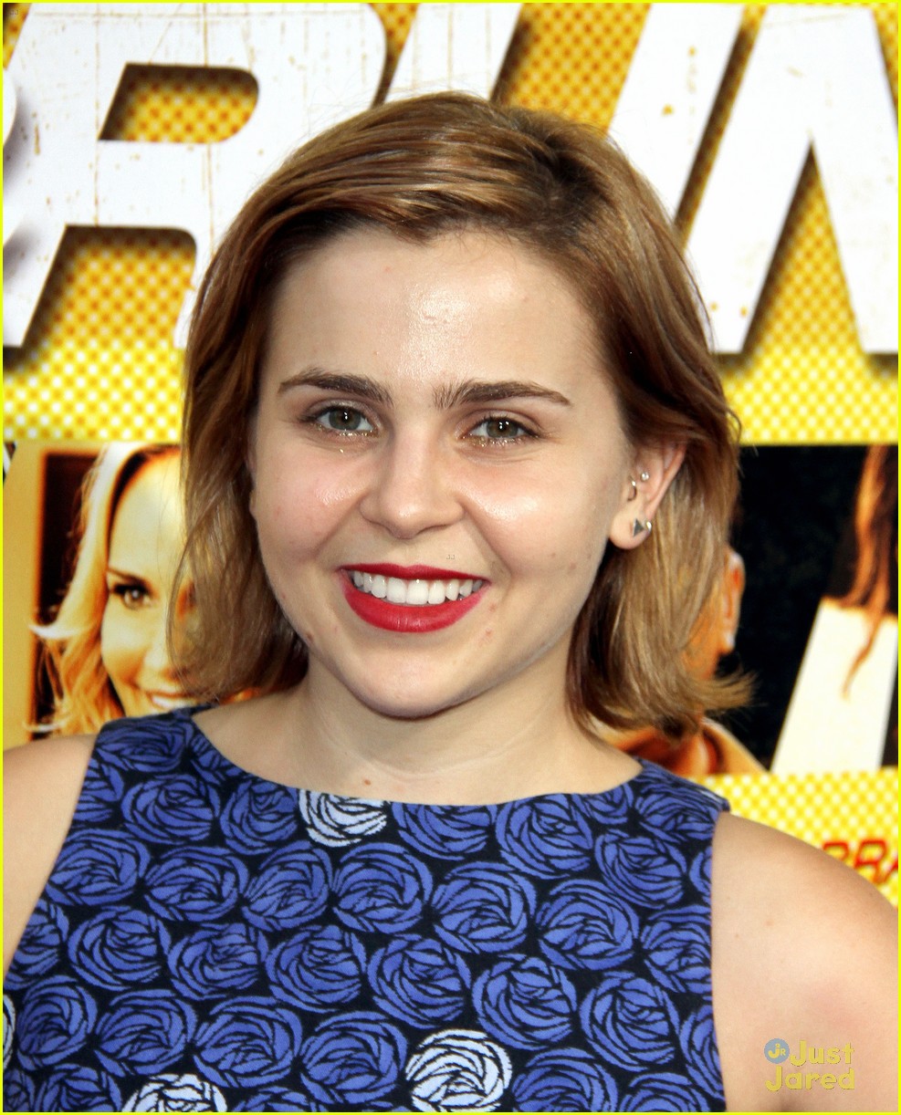 Mae Whitman Premieres ‘Hit and Run’ | Photo 488418 - Photo Gallery