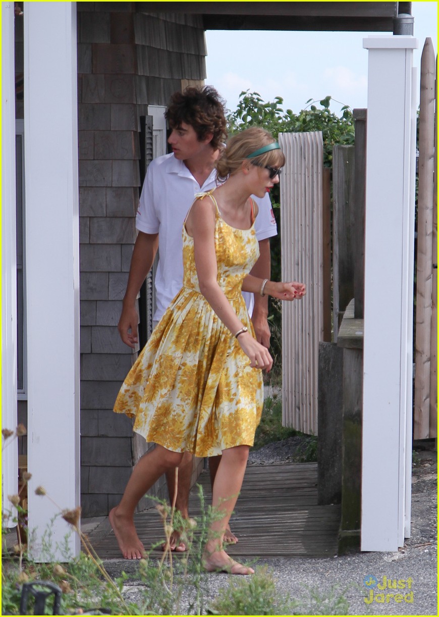 Taylor Swift We Are Never Ever Getting Back Together Hits 1 On Billboard Hot 100 Photo 4773 Conor Kennedy Taylor Swift Pictures Just Jared Jr