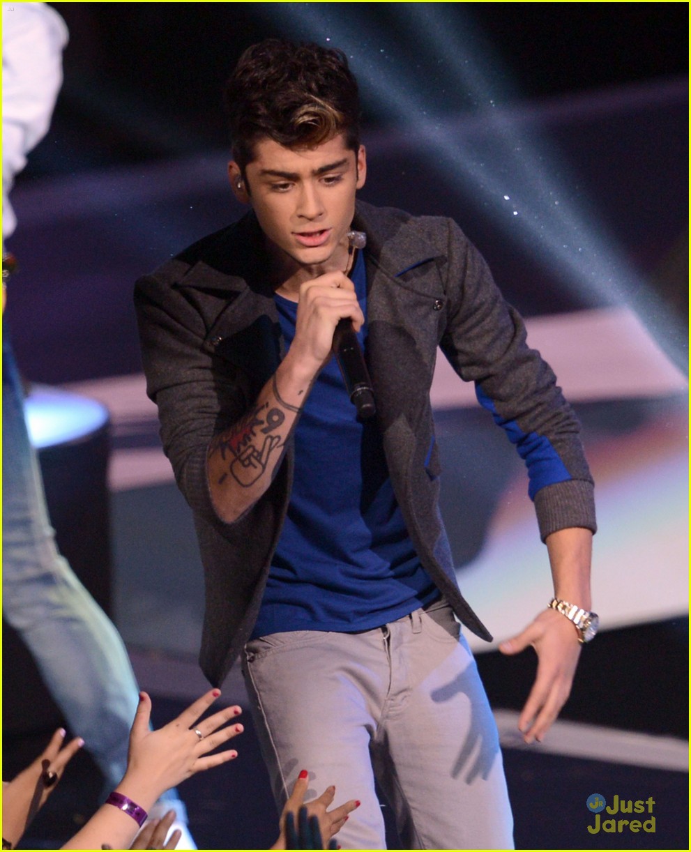 One Direction: MTV VMAs Performance 2012 - Watch Now! | Photo 492586 ...