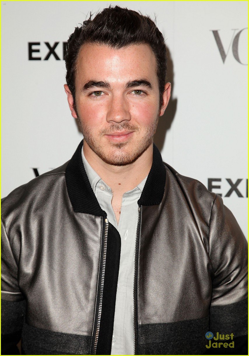 Kevin & Danielle Jonas: Scenemakers Party with Joe! | Photo 498313 ...