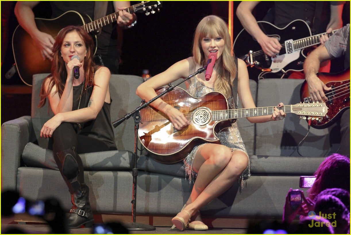 Taylor Swift Concert in Rio Photo 495149 Photo Gallery Just