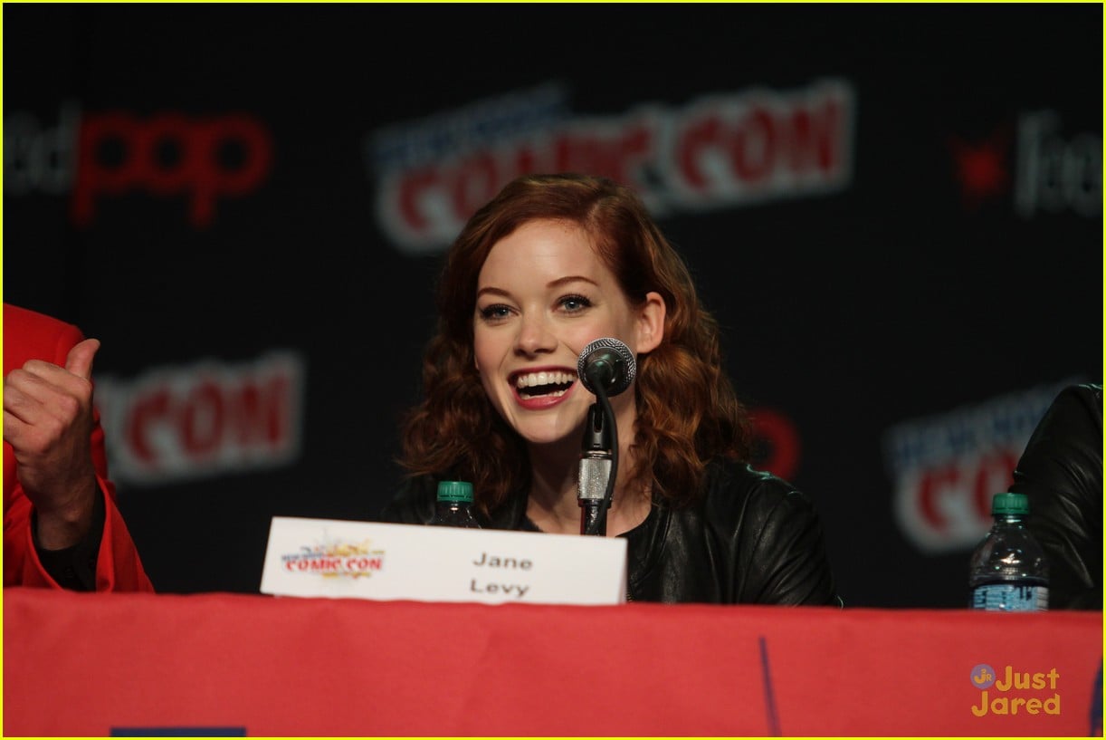 jane levy nycc evil dead 03