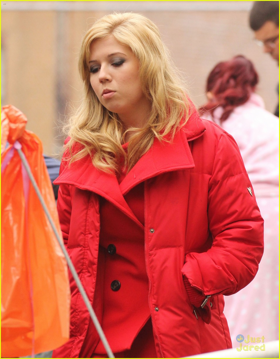 Jennette Mccurdy And Ariana Grande Swindle Set Photo 501903 Photo Gallery Just Jared Jr 3647