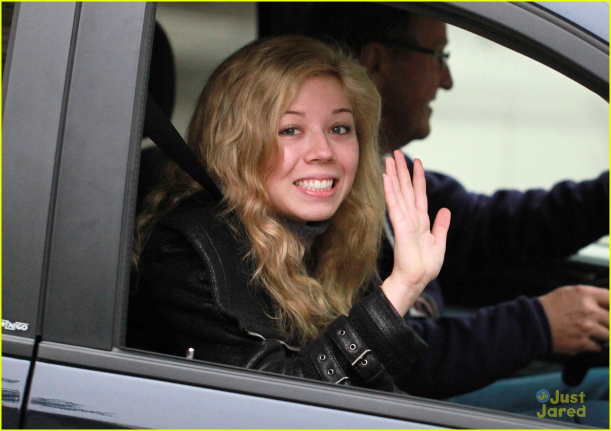 Jennette Mccurdy And Ariana Grande Swindle Set Photo 501904 Photo Gallery Just Jared Jr 8902