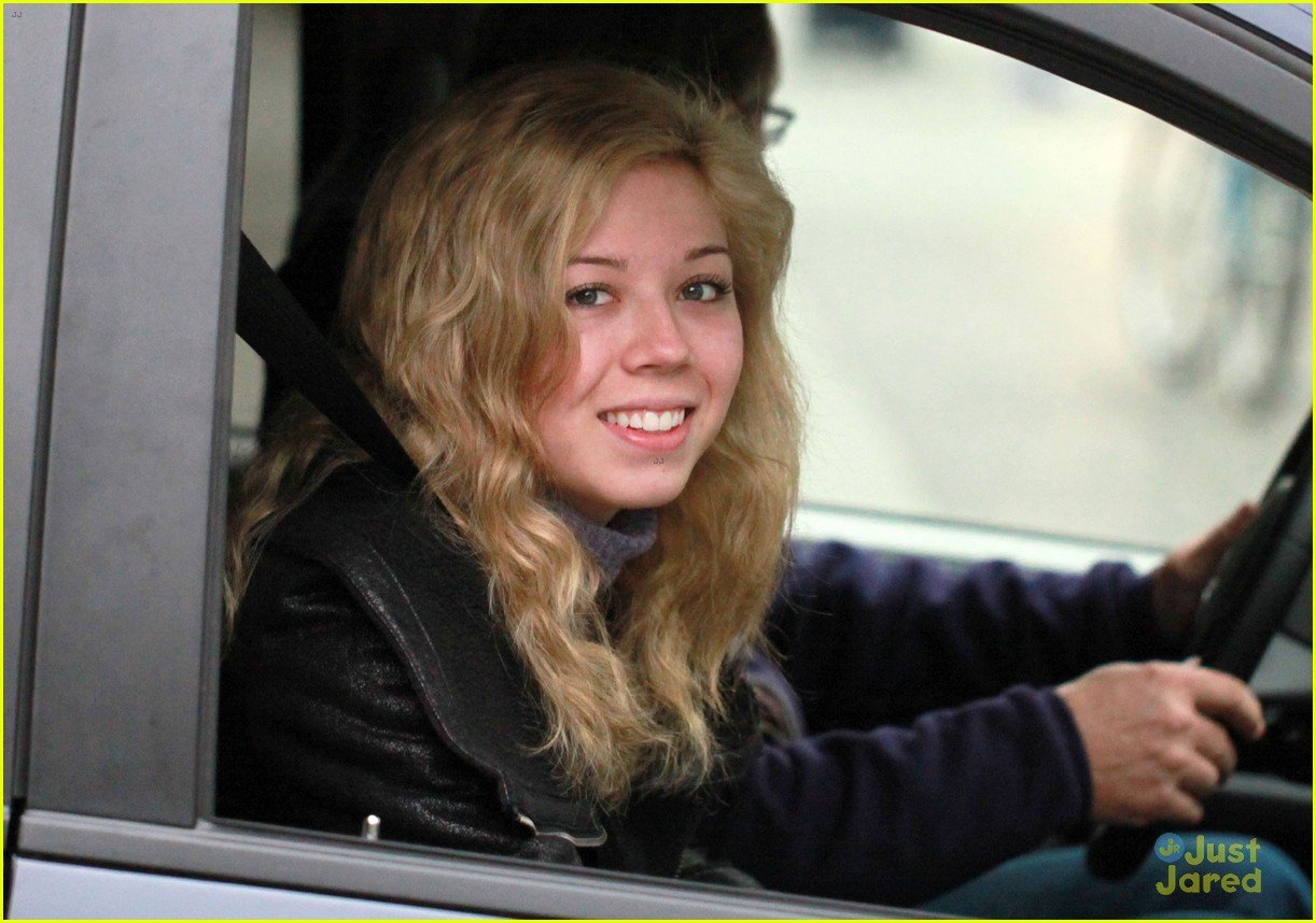 Jennette Mccurdy And Ariana Grande Swindle Set Photo 501911 Photo Gallery Just Jared Jr 9245