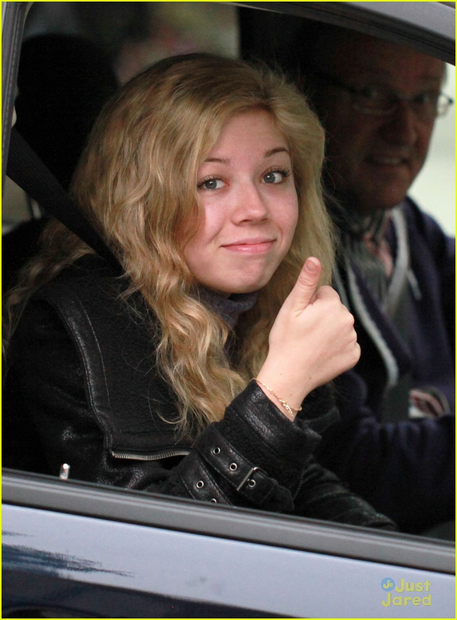 Jennette Mccurdy And Ariana Grande Swindle Set Photo 501912 Photo Gallery Just Jared Jr 4027