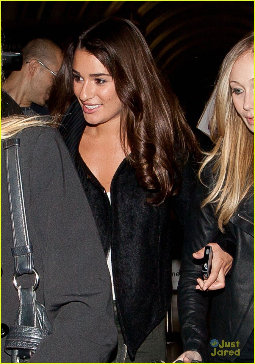 Lea Michele: Back in LA for 'Glee'! | Photo 500874 - Photo Gallery