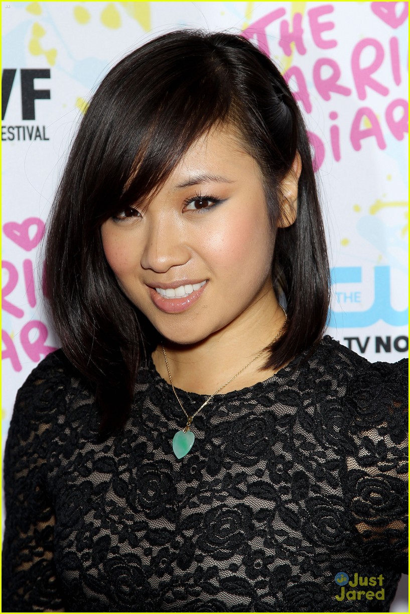 Full Sized Photo of stefania owen ellen wong carrie nytvf 15 | Stefania ...