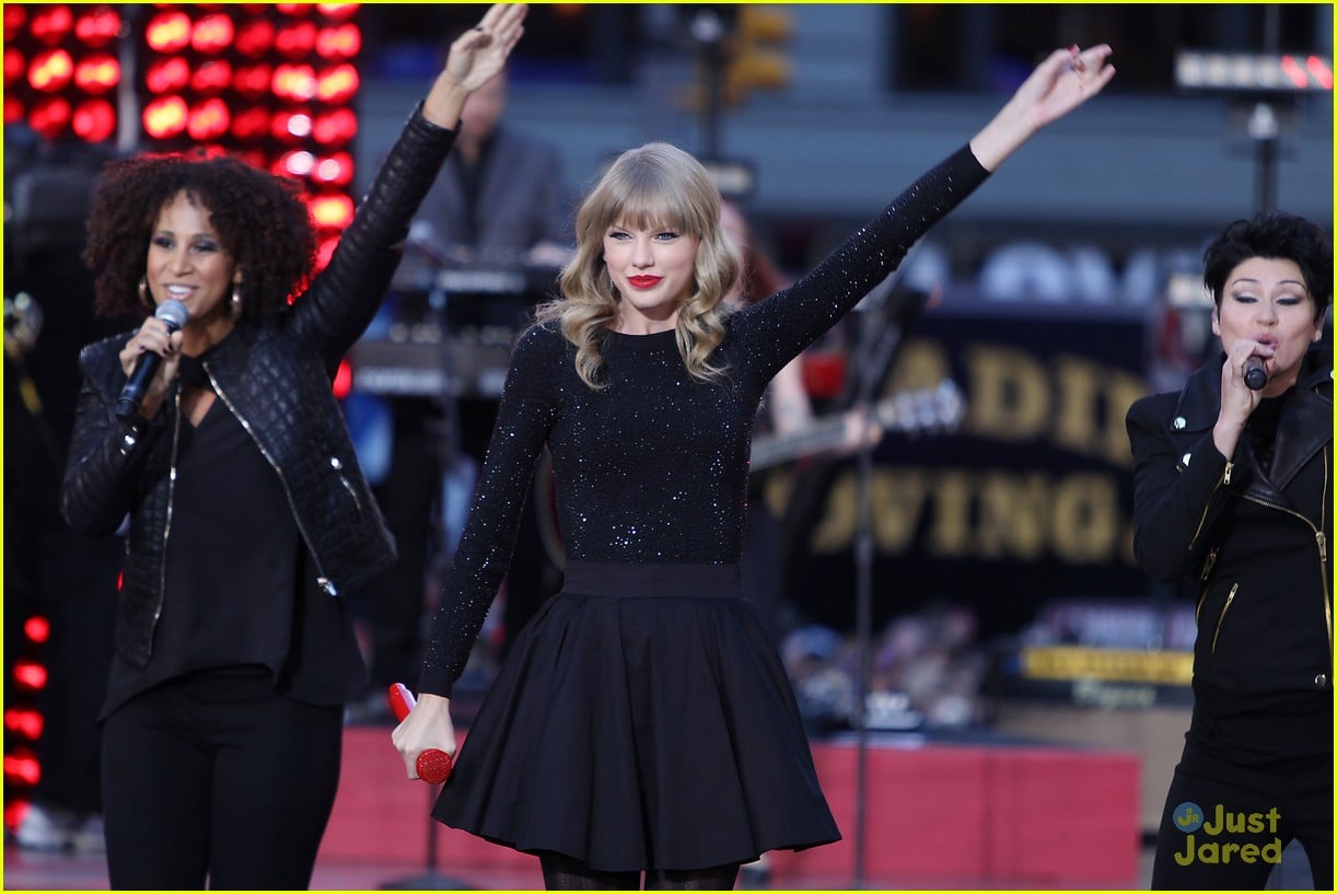 Taylor Swift GMA Concert Pics! Photo 504942 Photo Gallery Just