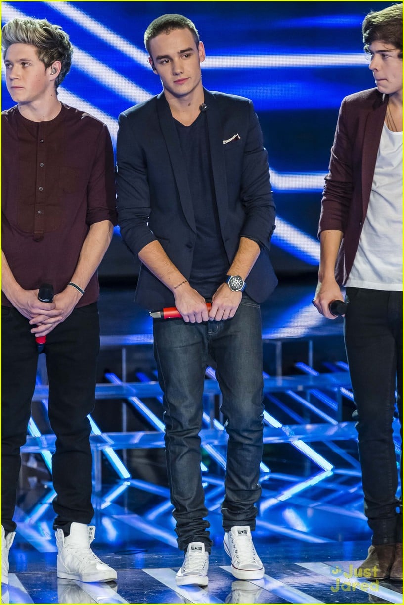 One Direction Perform on 'X Factor Italy'! | Photo 507202 - Photo ...