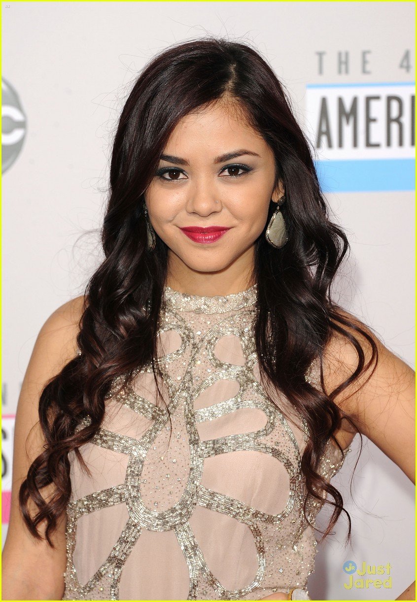 Alyssa Bernal - AMAs 2012 | Photo 511443 - Photo Gallery | Just Jared Jr.