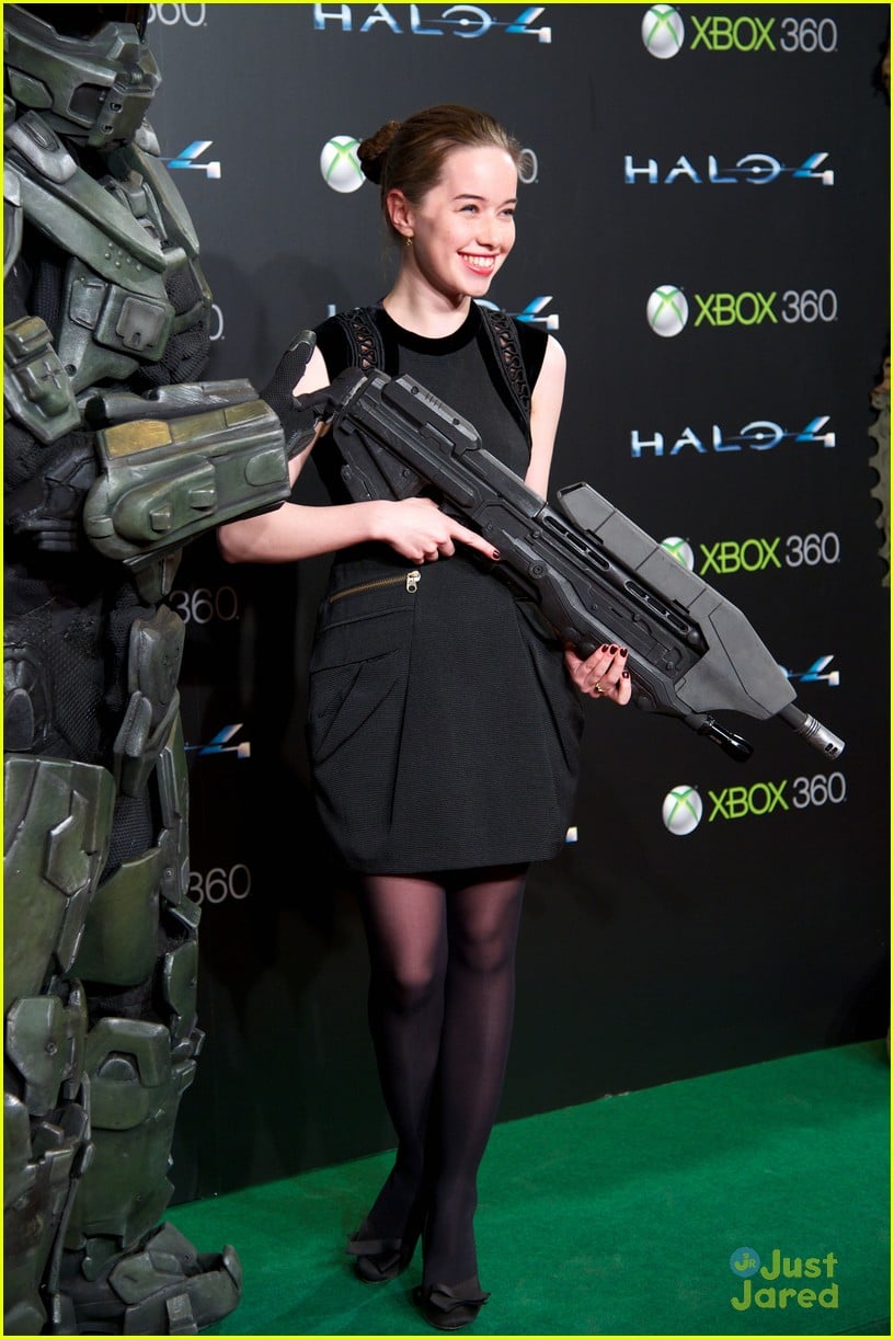 Anna Popplewell: 'Halo 4' Launch in Madrid! anna poppelwell halo ...