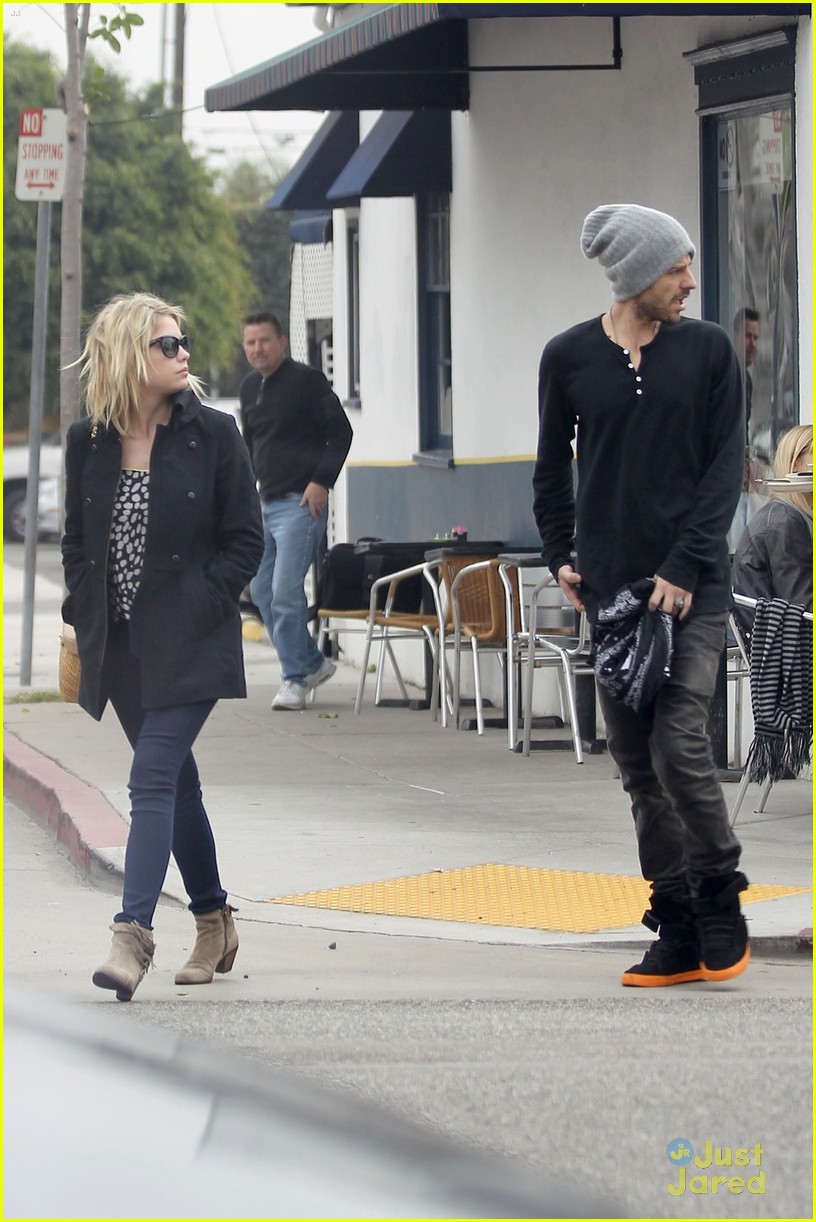 Ashley Benson Bundles Up For Breakfast | Photo 507413 - Photo Gallery