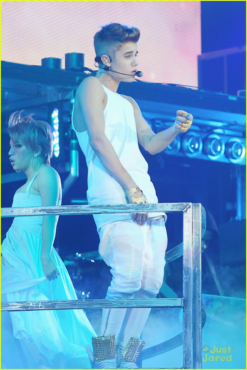 Justin Bieber: Madison Square Garden Concert Pics! | Photo 513258 ...