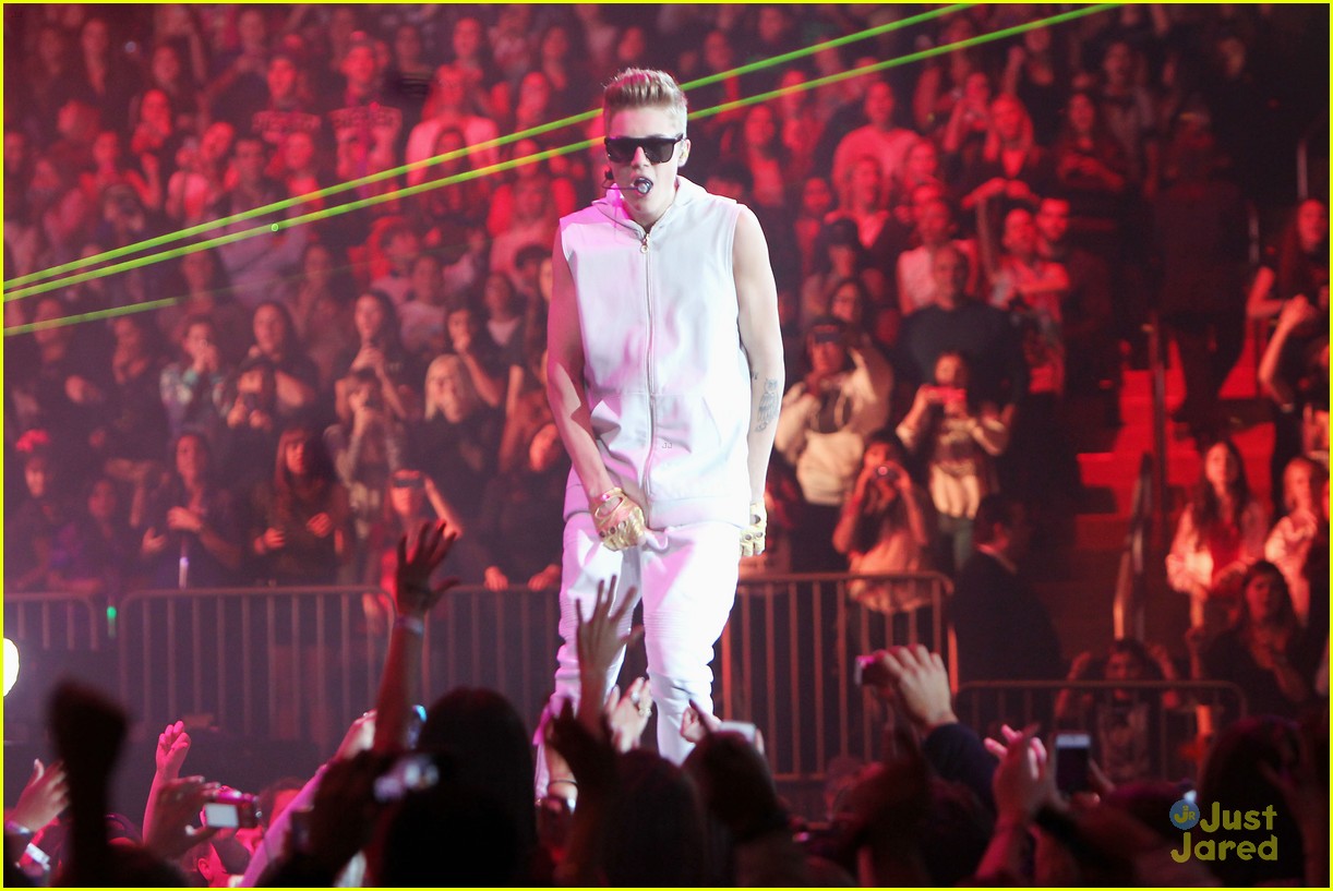 Justin Bieber: Madison Square Garden Concert Pics! | Photo 513270 ...