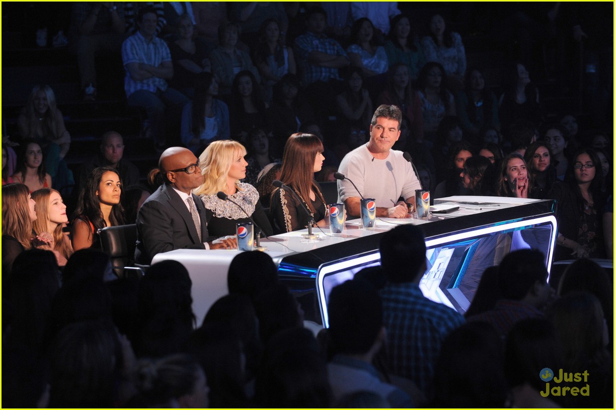 demi lovato brunette x factor 04