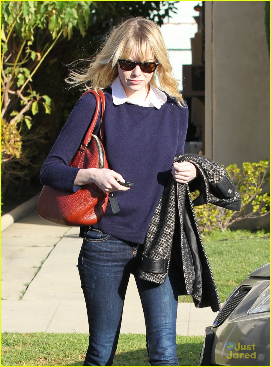 Emma Stone: Studio City Stop | Photo 507482 - Photo Gallery | Just ...