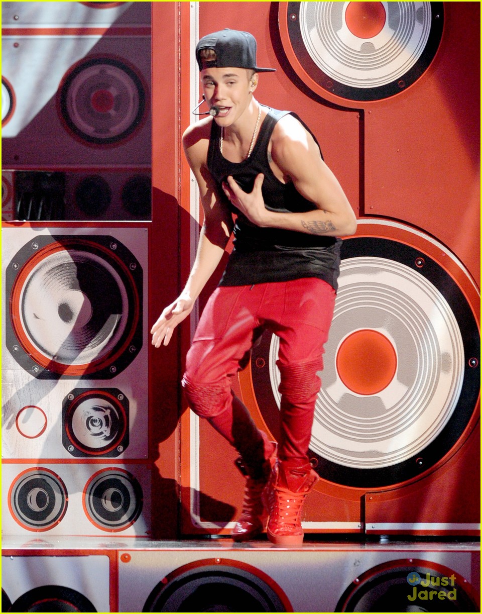 Justin Bieber: AMAs 2012 Performance - Watch Now! | Photo 511159 ...