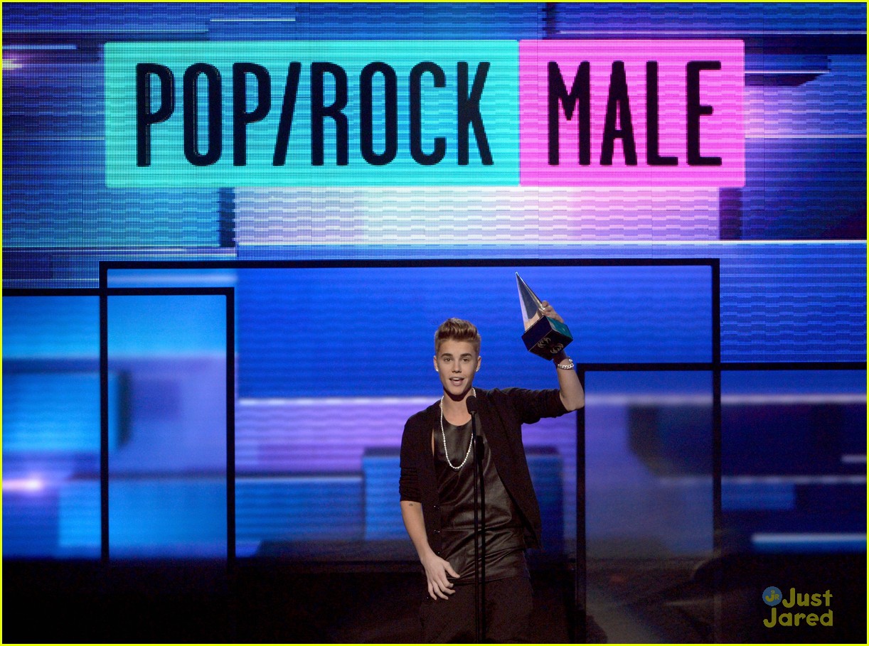 Justin Bieber: AMAs 2012 Performance - Watch Now! | Photo 511165 ...