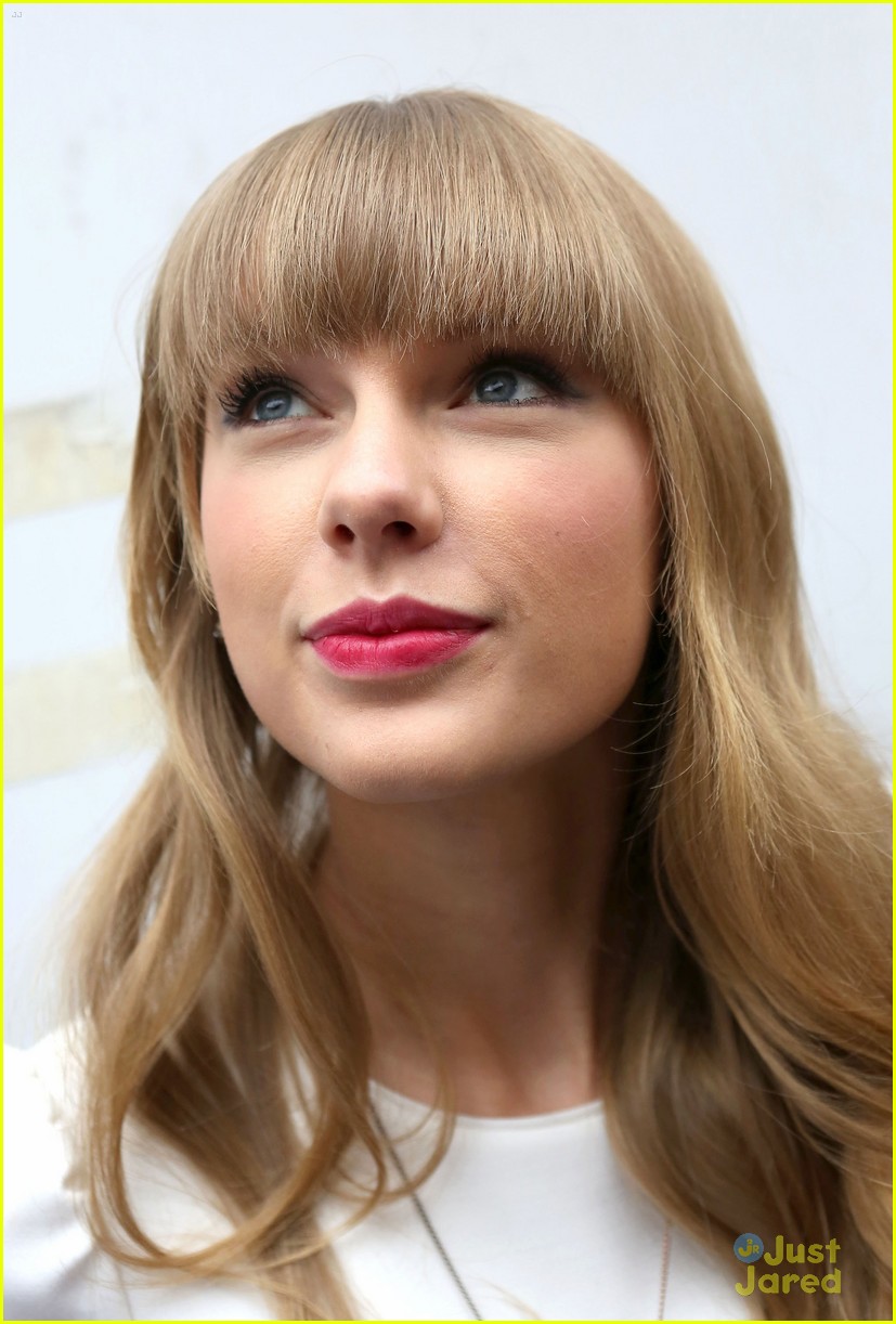 Paris swift. Paris swift
