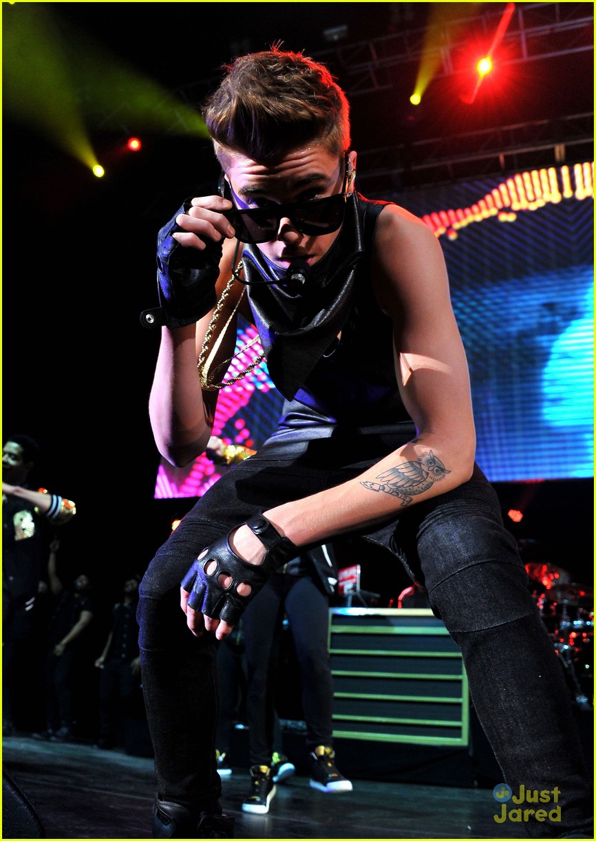 Full Sized Photo of justin bieber dc jingle ball 25 | Justin Bieber ...