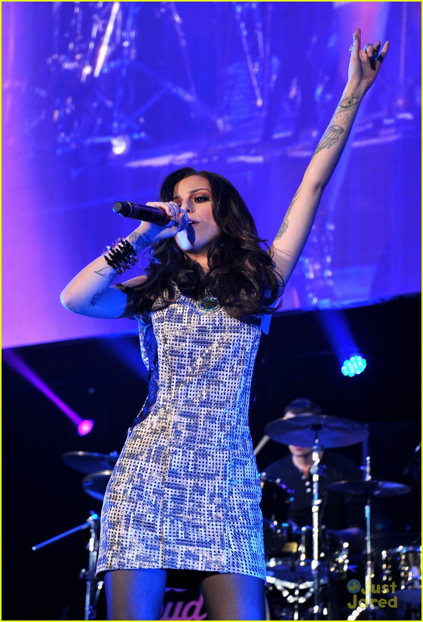 Cher Lloyd Hot 99.5's Jingle Ball in Washington, D.C. Photo 516943