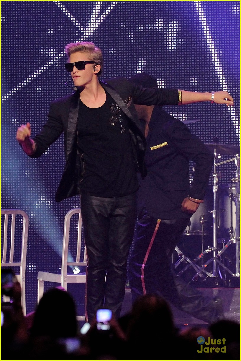 Cody Simpson And Austin Mahone Big Jingle 2012 Photo 514613 Photo Gallery Just Jared Jr 