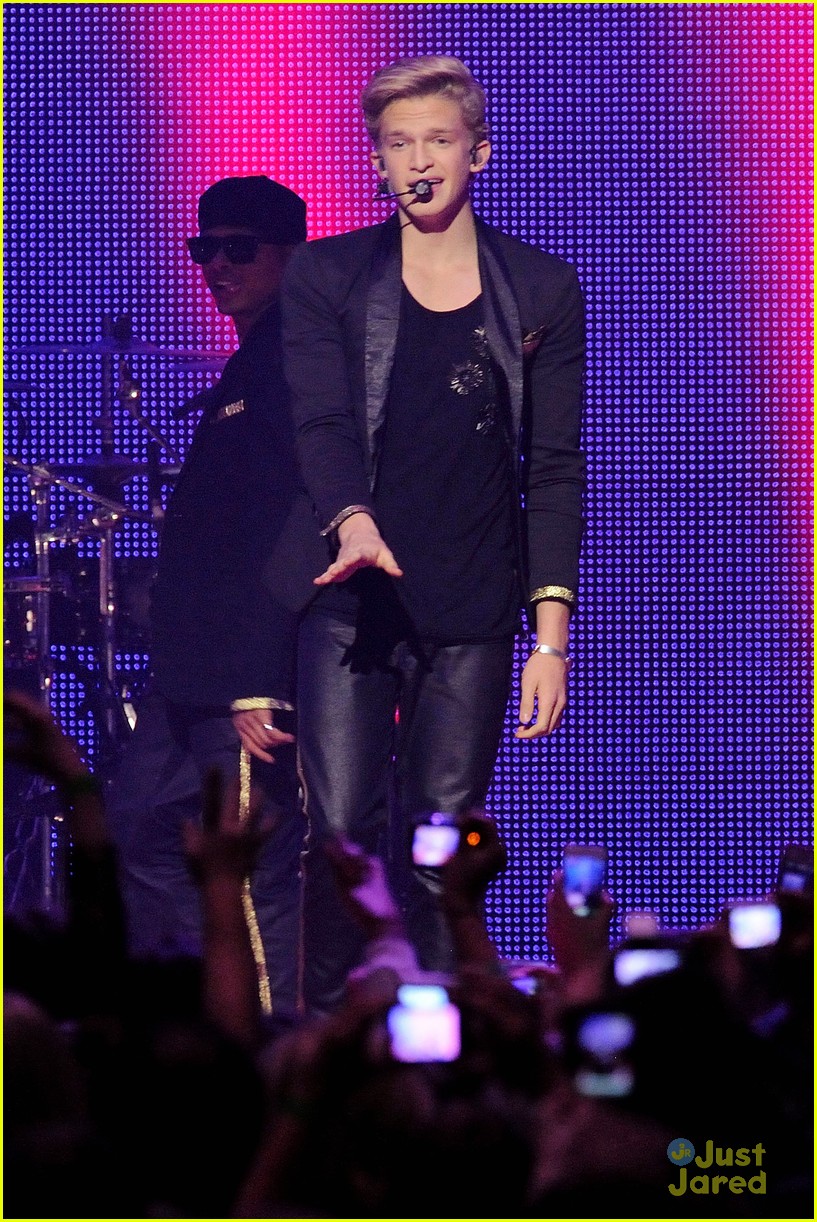 Cody Simpson And Austin Mahone Big Jingle 2012 Photo 514618 Photo Gallery Just Jared Jr 