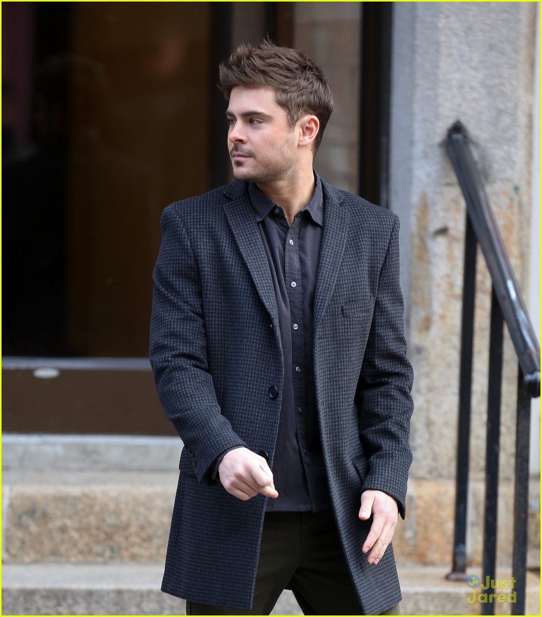 Zac Efron: 'Are We Officially Dating?' in New York City | Photo 519300 ...