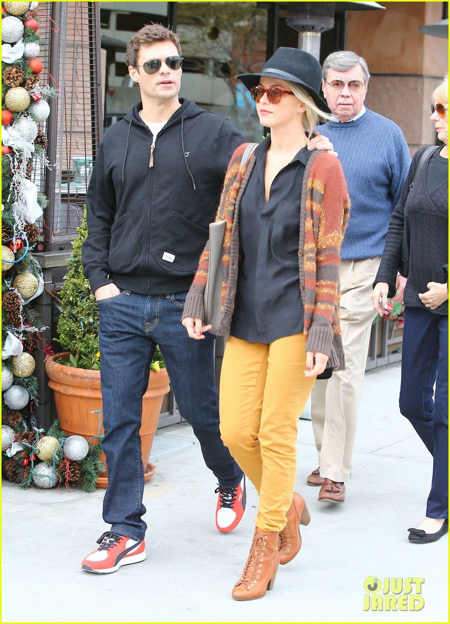 Full Sized Photo of julianne hough ryan seacrest parents 10 Julianne Hough & Ryan Seacrest