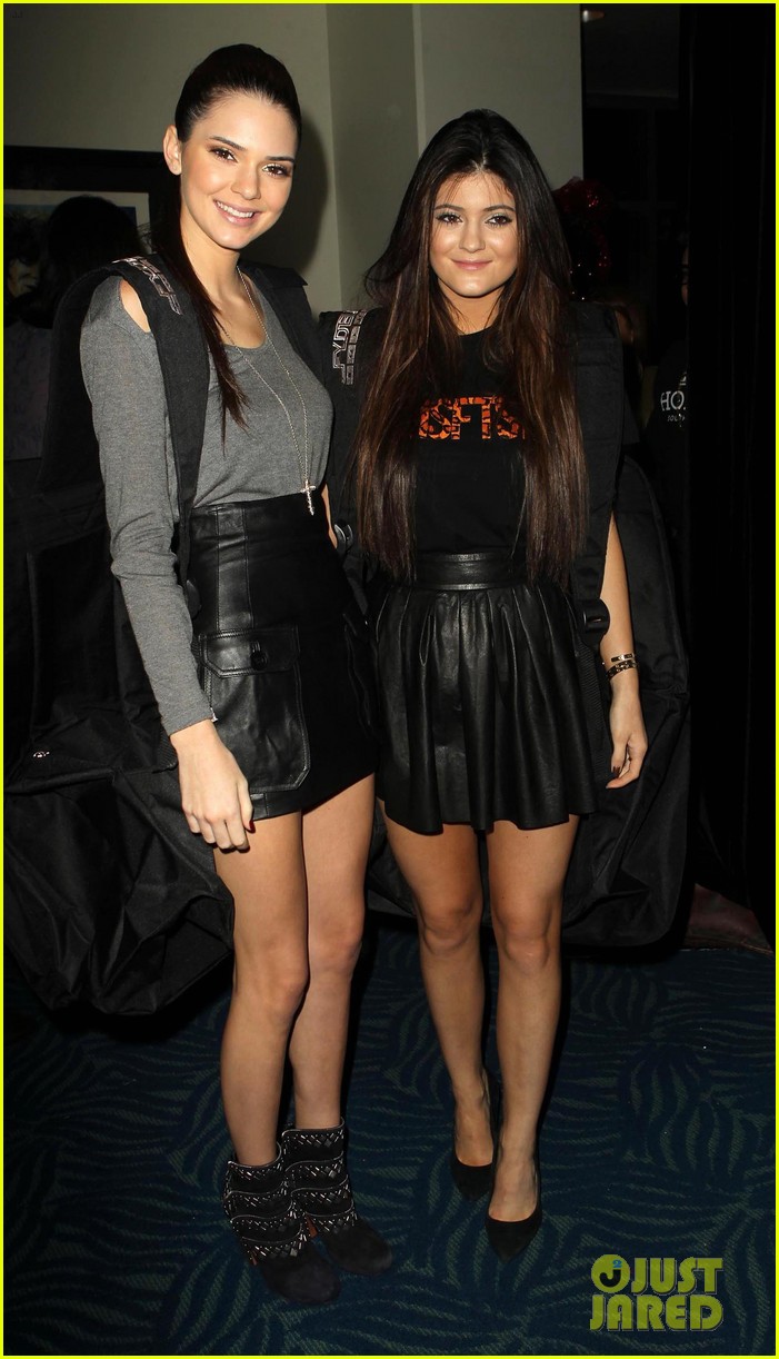 Kendall & Kylie Jenner: Jingle Ball 2012 | Photo 514829 - Photo Gallery