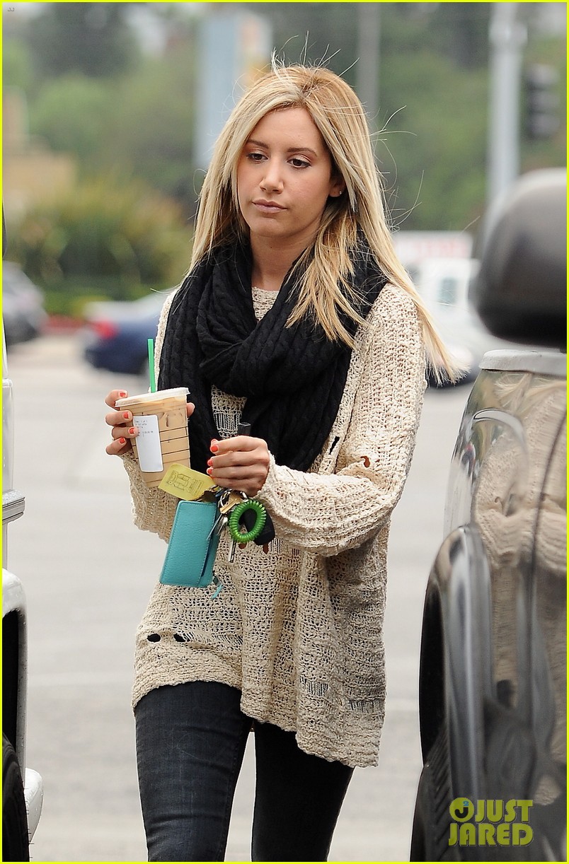 Full Sized Photo of ashley tisdale starbucks studio city 03 | Ashley