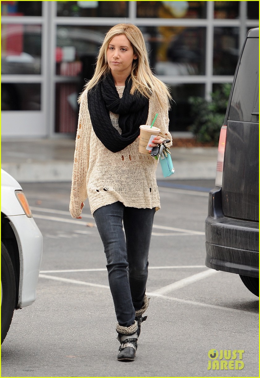 Ashley Tisdale Studio City August 17, 2012 – Star Style