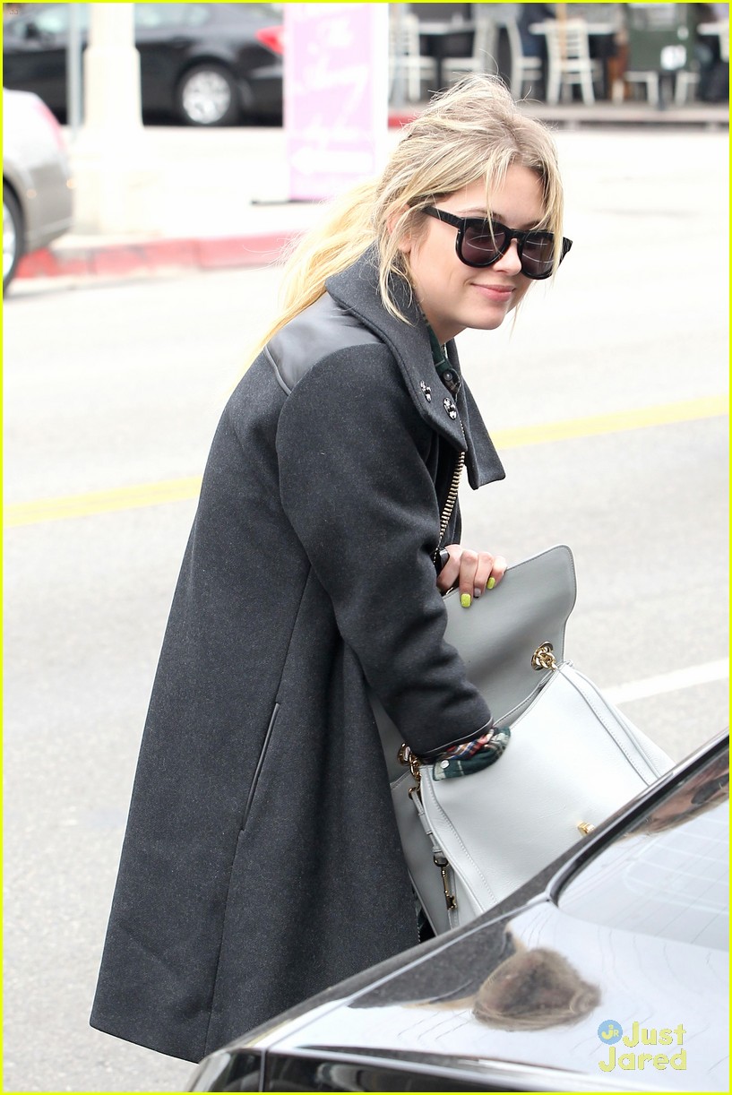 Ashley Benson Runs Around Town | Photo 526376 - Photo Gallery | Just