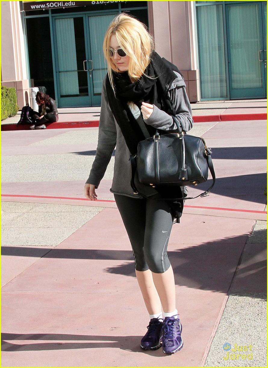 Dakota Fanning: Workout Before The Weekend | Photo 523209 - Photo