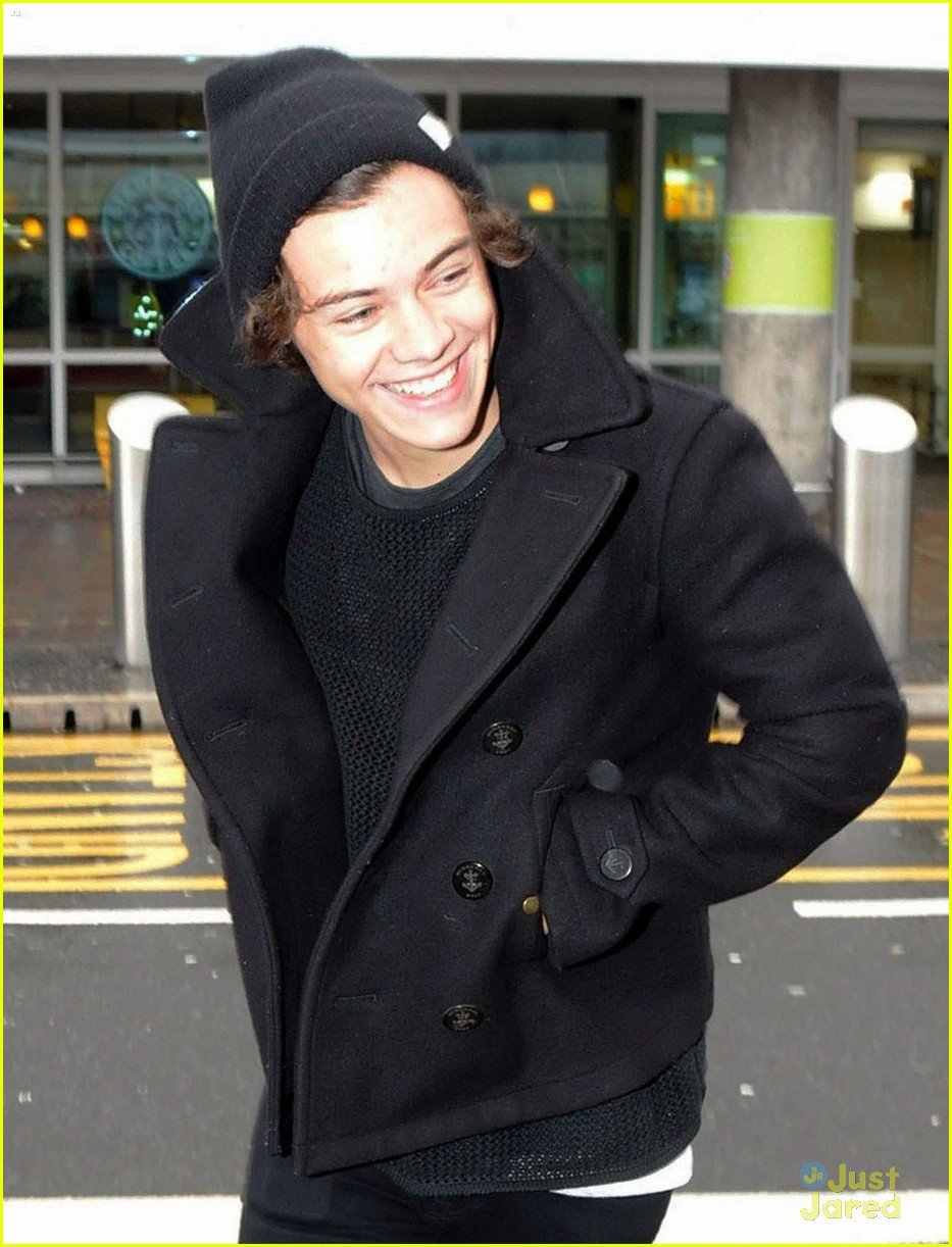 Harry Styles Glasgow Arrival Photo 526957 Photo Gallery Just