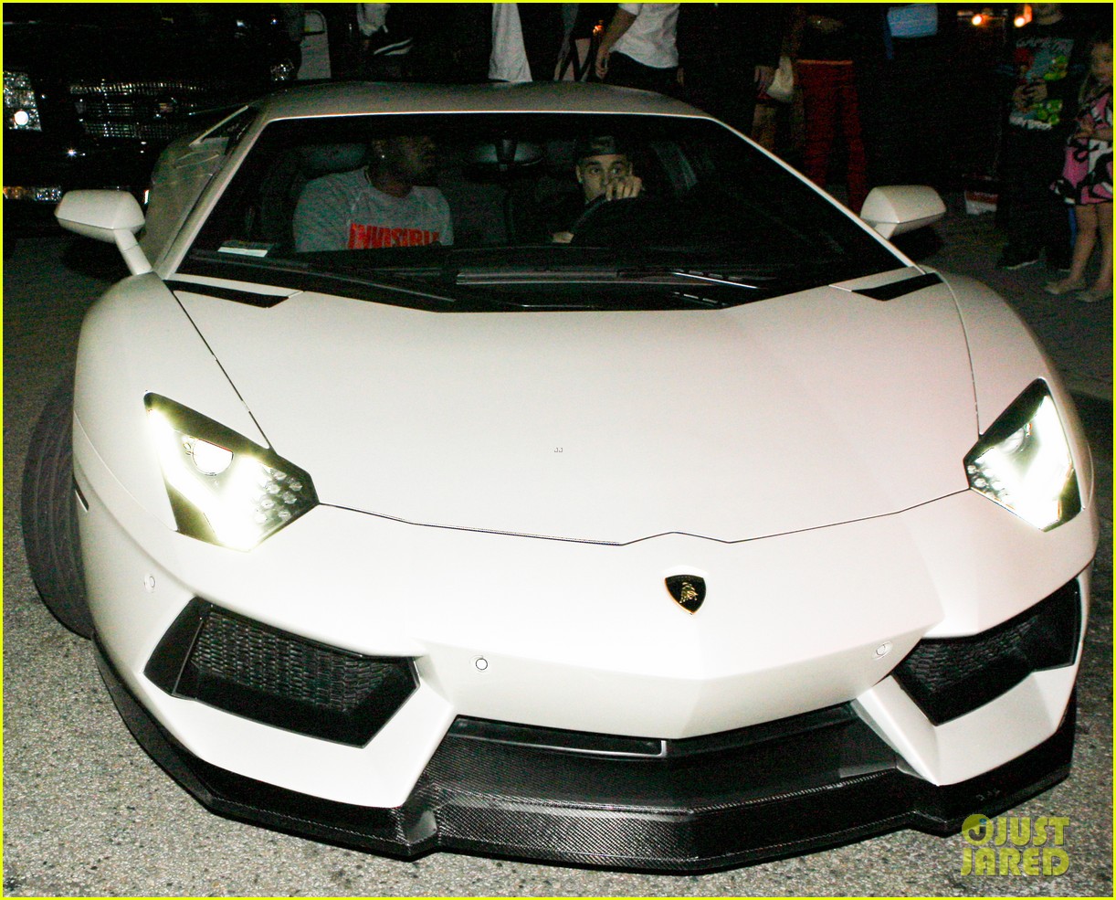 Justin Bieber: Beverly Hills With Buddies! | Photo 530267 - Photo