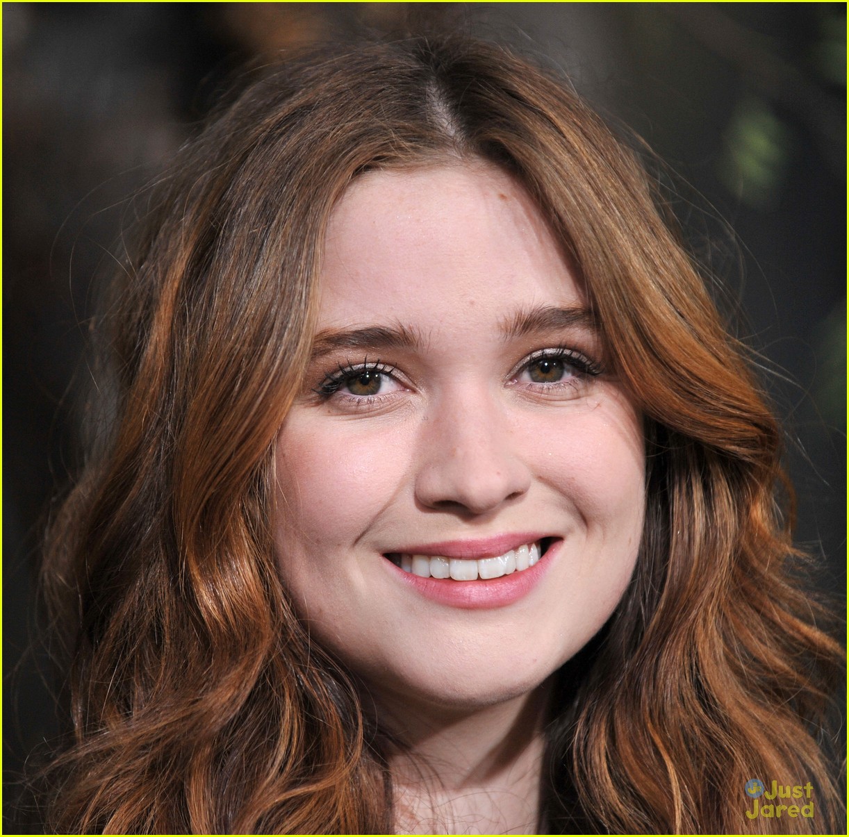 Alice Englert: 'Beautiful Creatures' Premiere! | Photo 532310 - Photo ...