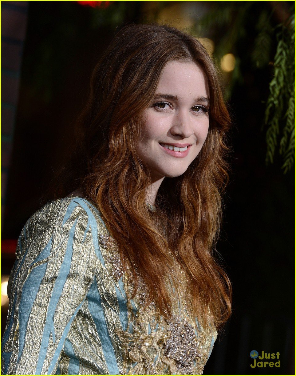 Alice Englert: 'Beautiful Creatures' Premiere! | Photo 532323 - Photo ...