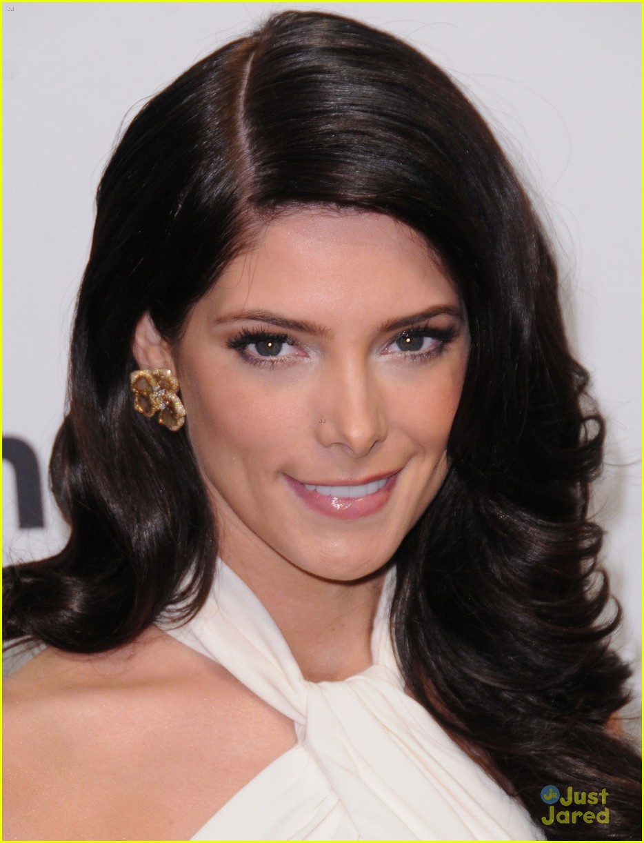 Ashley Greene: amfAR New York Gala 2013 | Photo 532223 - Photo Gallery